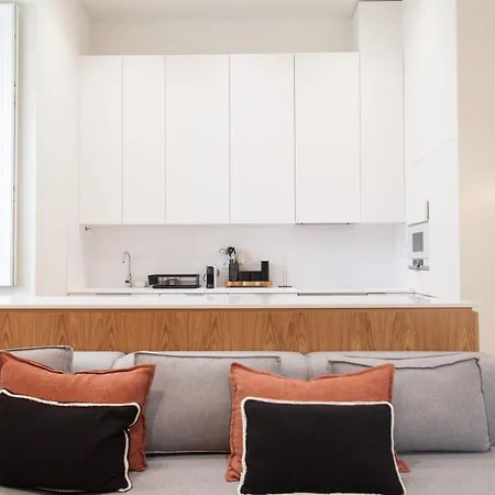 Flh Praca Comercio Tropical Flat