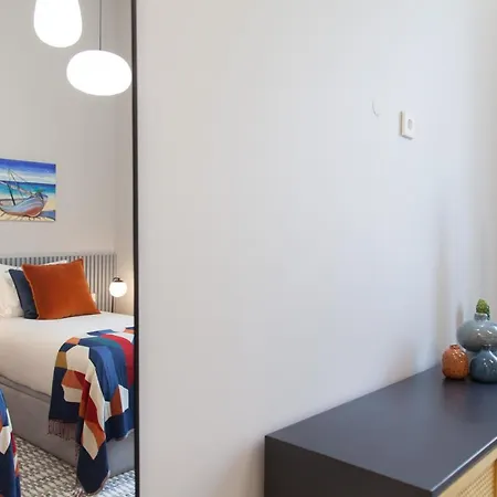 Flh Praca Comercio Tropical Flat Апартаменты *