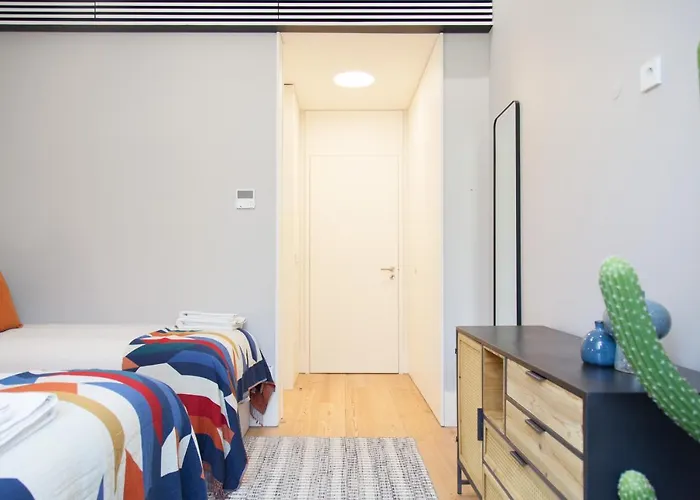 Flh Praca Comercio Tropical Flat